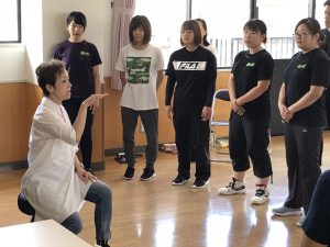 「声を届ける」実技研修の様子